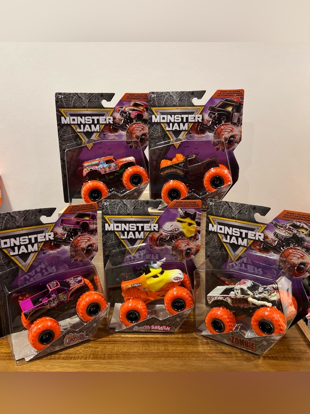 🔥MONSTER JAM Spooky Collection Die-Cast Monster Truck Toys - Lot of 5🔥